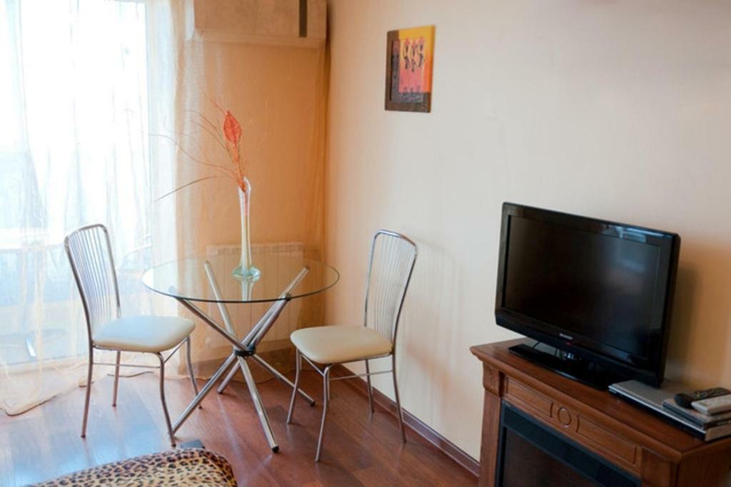 Modern Apartment With Panoramic View Near Metro 23August 哈尔科夫 外观 照片